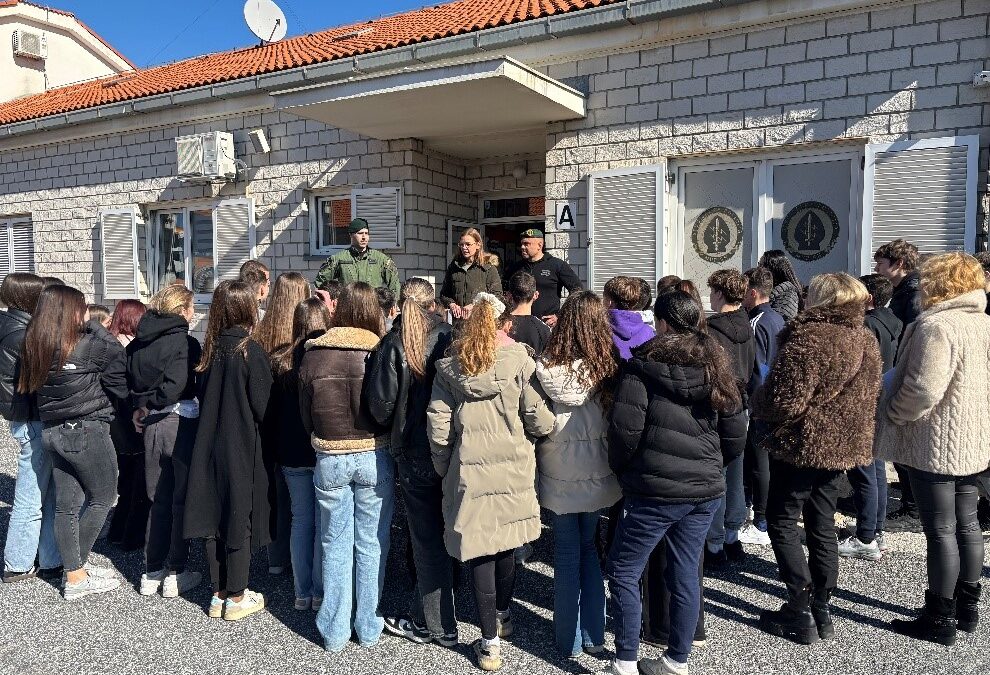 Posjet Jedinici specijalne i interventne policije u Mravincima