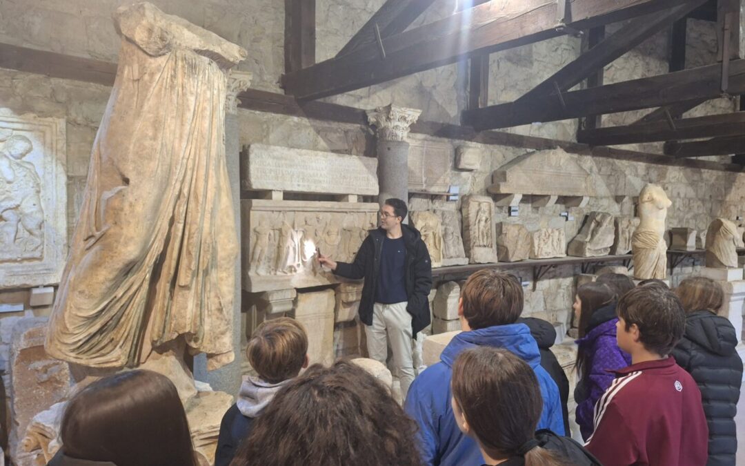 Tragovima cara Dioklecijana: STeamovci u Arheološkom muzeju